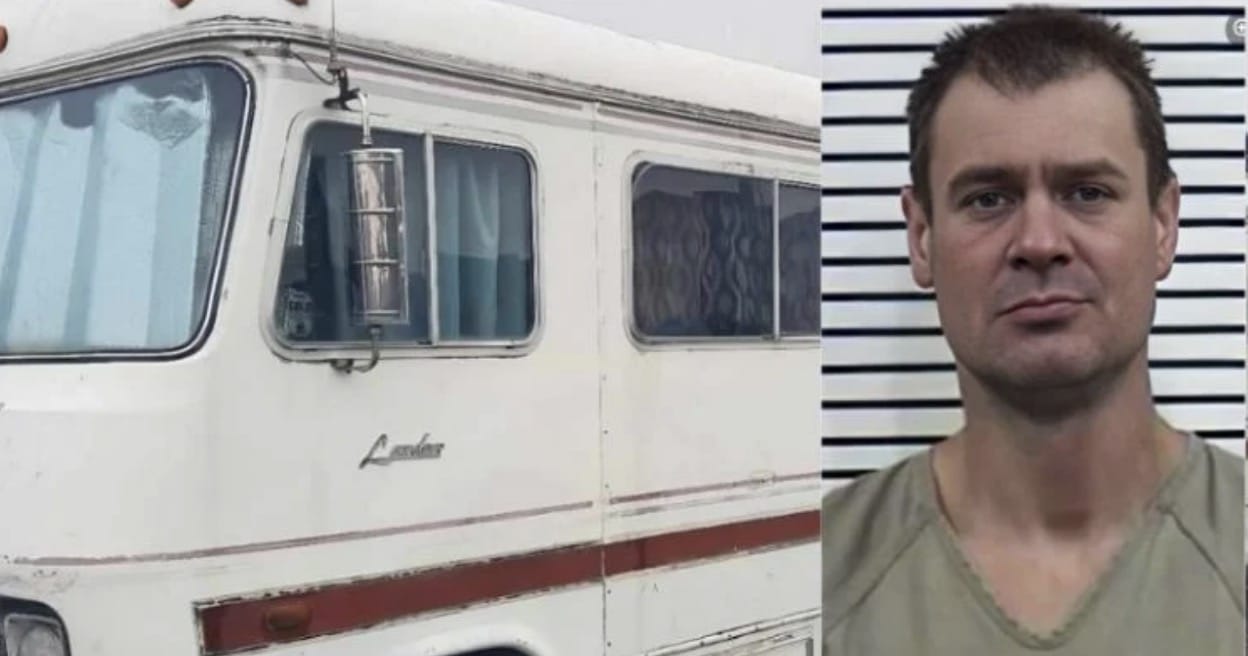 El cuerpo de la mujer se encontró al interior de una casa rodante.