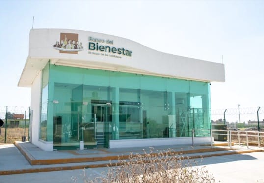 ¿Se debe cambiar la tarjeta del Banco del Bienestar para recibir el pago en el gobierno de Sheinbaum? Ariadna Montiel lo aclara