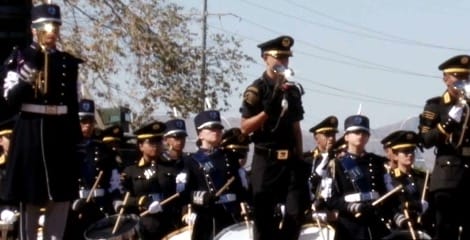 Juarenses dan la bienvenida a exhibición militar