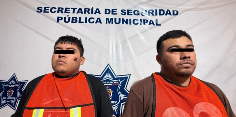 Policías rescatan a 15 personas privadas de su libertad con la detención de dos sujetos armados en posesión de una camioneta robada