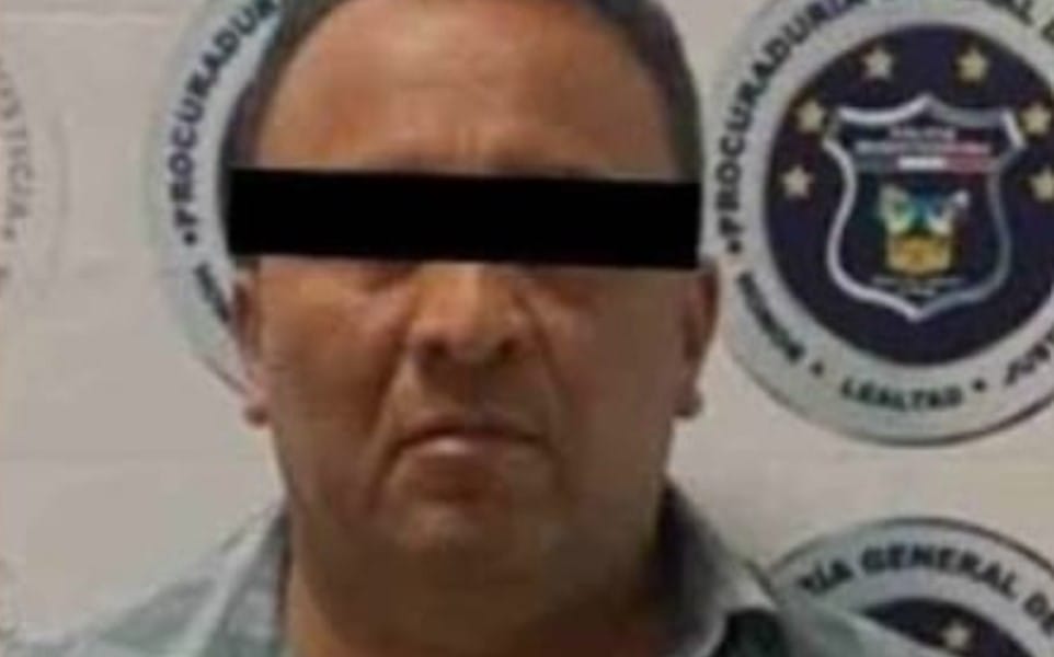 >El exalcalde Manuel Hernández Badillo ha devuelto 25 millones de pesos de los 60 millones que presuntamente desvió del erario público durante su administración.