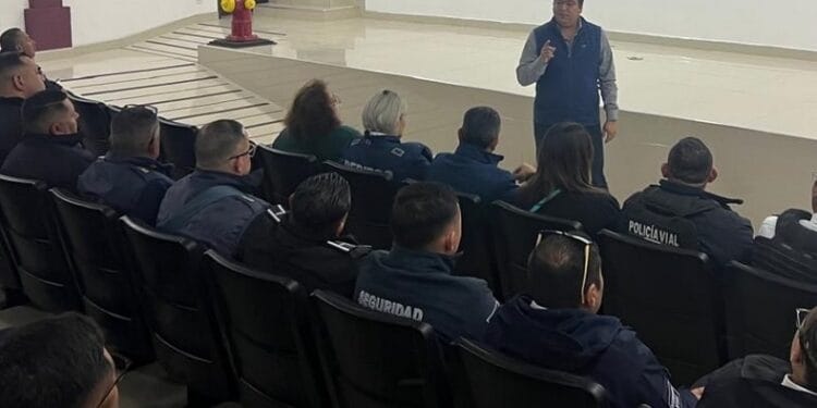 Más de 120 elementos recibieron formación en el respeto y garantía de los derechos ciudadanos en sus intervenciones viales.