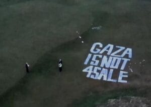 El campo de golf de Trump en Escocia aparece con pintadas de “Gaza no está a la venta”. Noticias en tiempo real