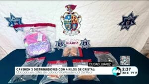 Cayeron 3 distribuidores con 4 kilos de cristal. Noticias en tiempo real