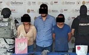 Arrestan a tres personas por fabricar explosivos ocultos en perfumes en Veracruz. Noticias en tiempo real