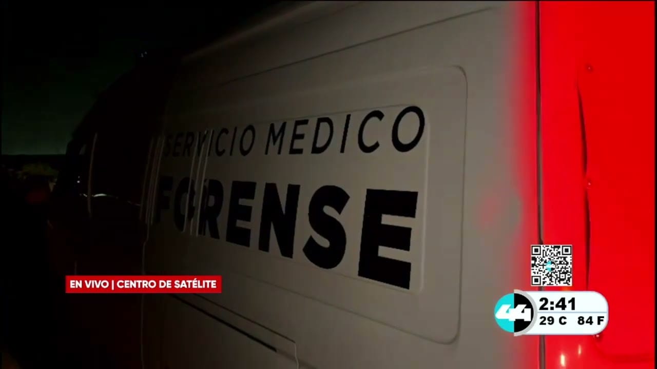 Muere persona en aparatosa volcadura