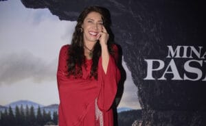 ¡Igual que David Zepeda!… Wendy Guevara le ofreció su apoyo económico a Cynthia Klitb. Noticias en tiempo real
