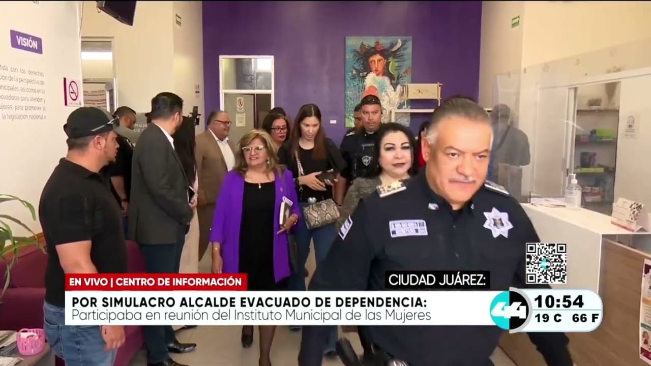 Por simulacro alcalde evacuado de dependencia