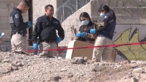 Hallan cadáver envuelto en cobijas sobre una carriola. Noticias en tiempo real