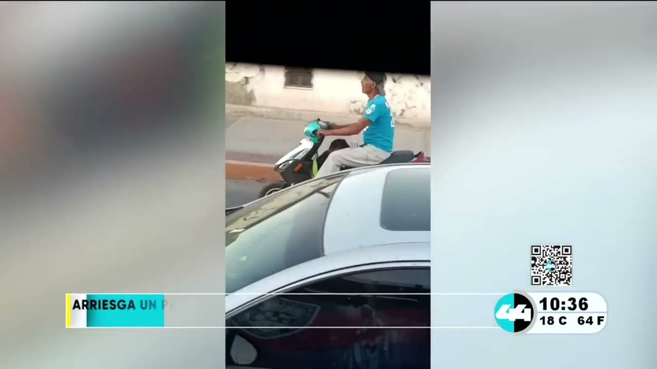 Arriesga un padre a su hijo en la motoneta