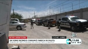 En voraz incendio consumió fabrica de Palets. Noticias en tiempo real